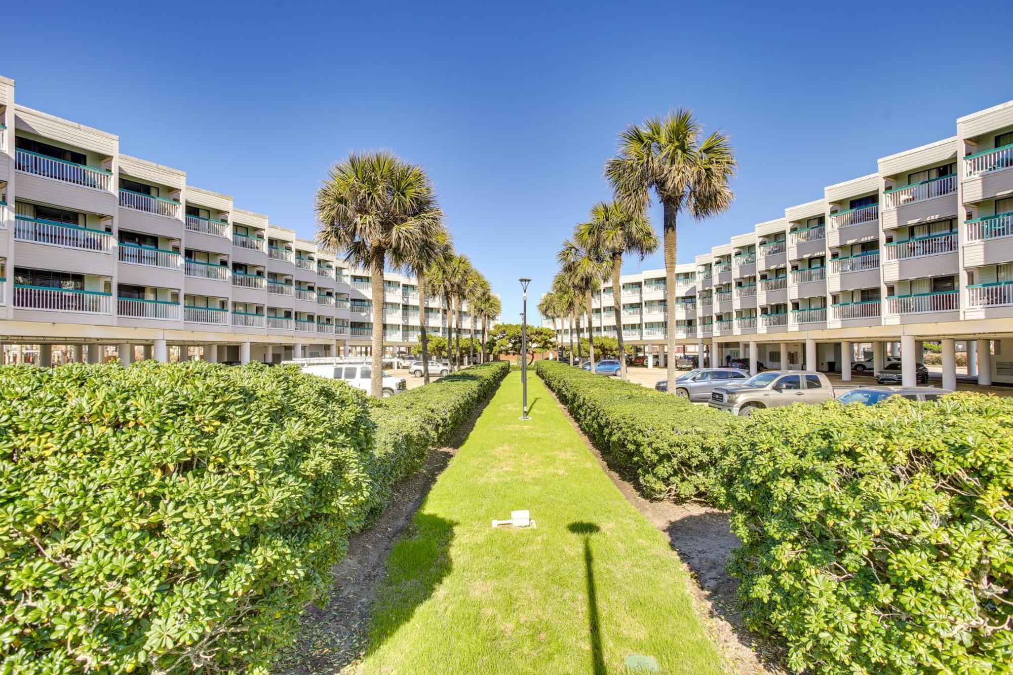 Galveston Retreat With Balcony And Gulf Views! Apartment Luaran gambar