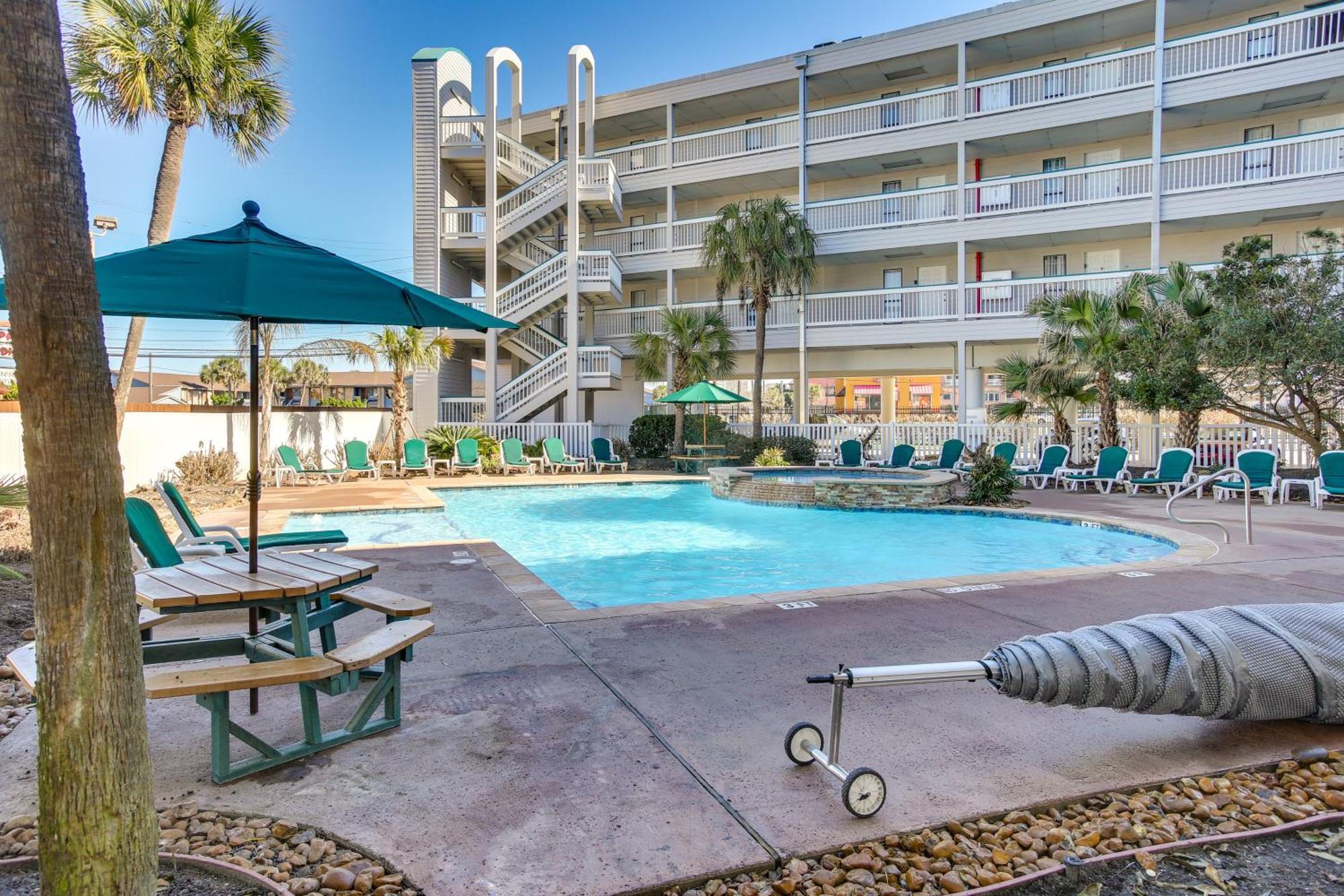 Galveston Retreat With Balcony And Gulf Views! Apartment Luaran gambar