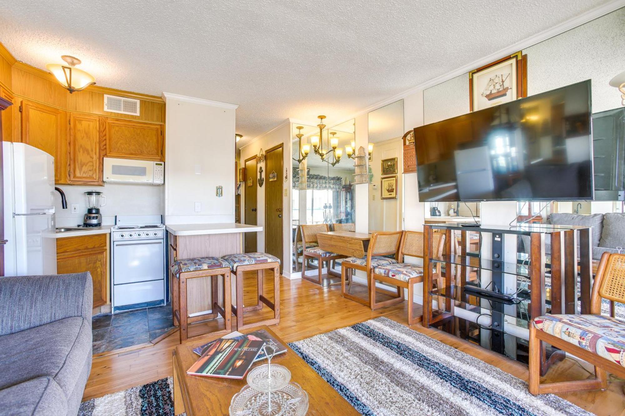 Galveston Retreat With Balcony And Gulf Views! Apartment Luaran gambar